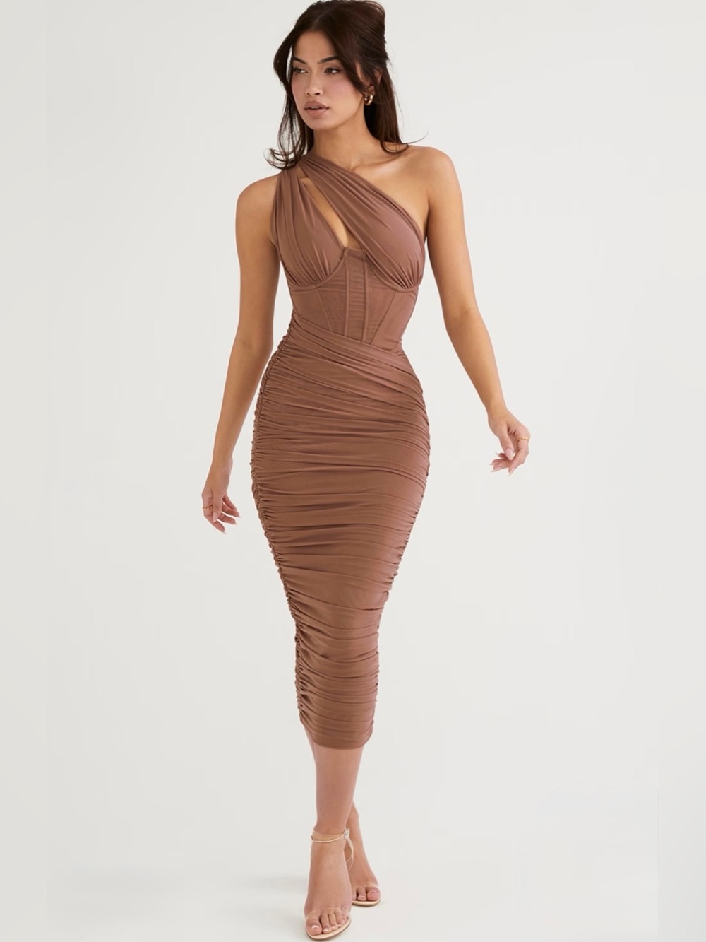 ❤️🔥Firm Price❤️🔥House of Cb VALENTINA
Ivory Asymmetric Cutout Midi Dress - Picture 6 of 16